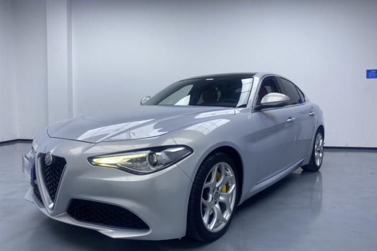 Used Alfa Romeo Giulia 2020 2.0T 280HP VIRTU Limited Edition Guazi used car, China used car export, Used car for sale, Used  cars, Cheapest cars for sale