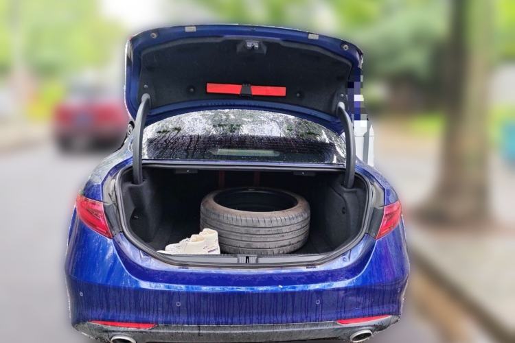 Used Alfa Romeo Giulia 2021 2.0T 280HP Luxury Edition Trunk