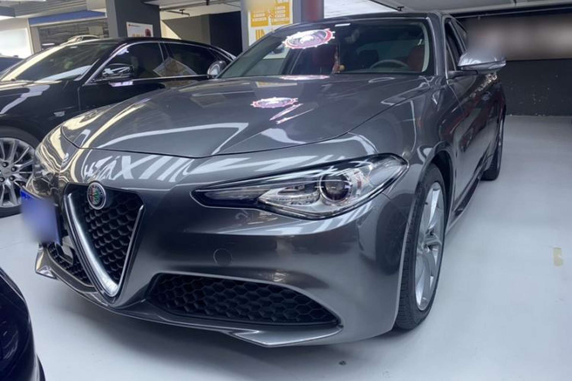 Used Alfa Romeo Giulia 2021 2.0T 280HP Luxury Edition Exterior 4
