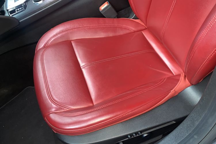 Used Alfa Romeo Giulia 2021 2.0T 280HP Luxury Edition Left Front Seat