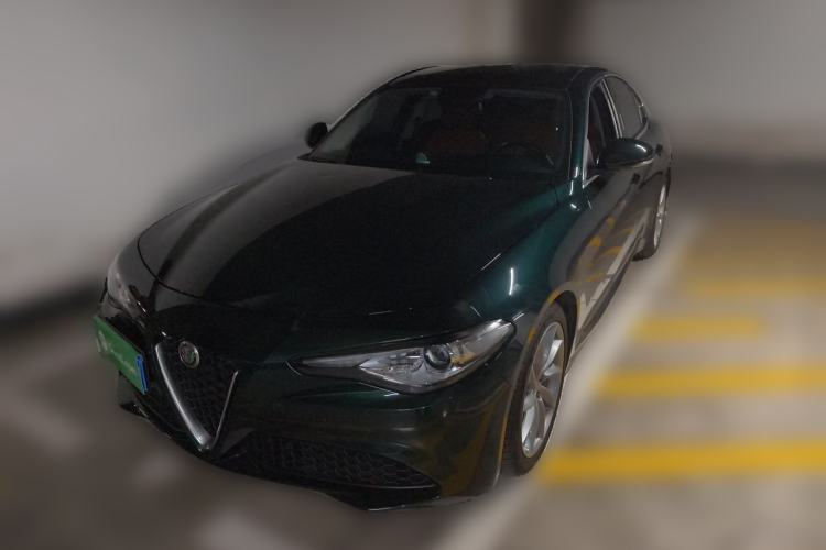 Used Alfa Romeo Giulia 2021 2.0T 280HP Luxury Edition Guazi used car, China used car export, Used car for sale, Used  cars, Cheapest cars for sale
