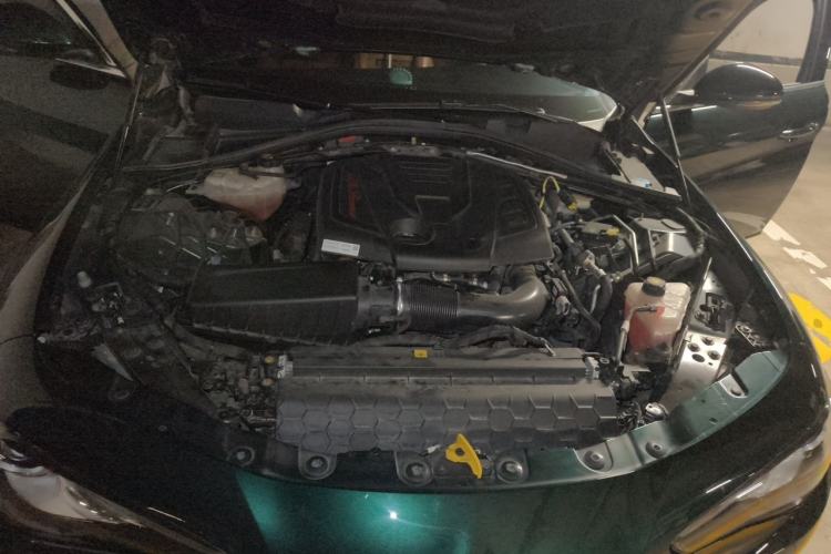 Used Alfa Romeo Giulia 2021 2.0T 280HP Luxury Edition Engine Bay