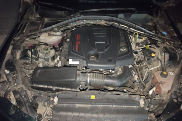 Used Alfa Romeo Giulia 2021 2.0T 280HP Luxury Edition Engine Bay
