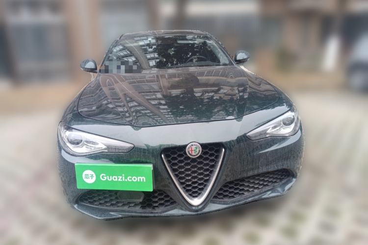 Used Alfa Romeo Giulia 2021 2.0T 280HP Luxury Edition Front