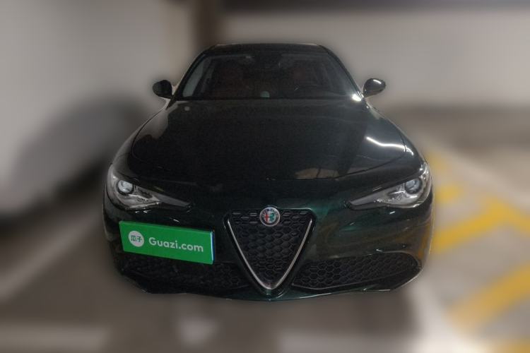 Used Alfa Romeo Giulia 2021 2.0T 280HP Luxury Edition Front