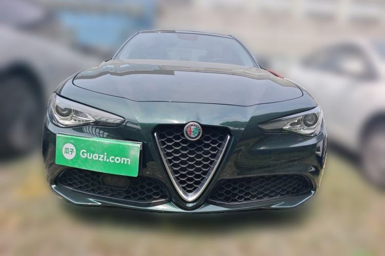 Used Alfa Romeo Giulia 2021 2.0T 280HP Luxury Edition Front