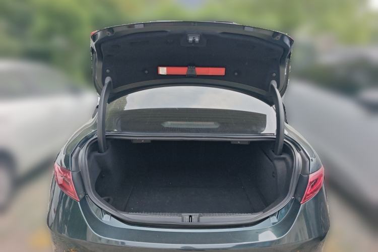 Used Alfa Romeo Giulia 2021 2.0T 280HP Luxury Edition Trunk