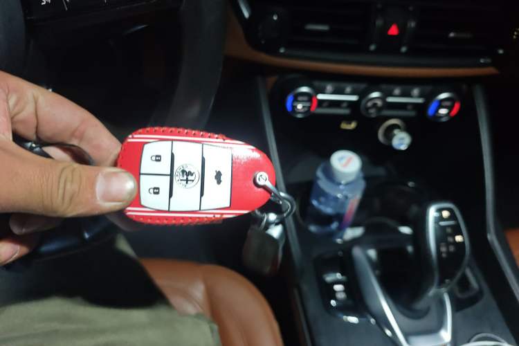 Used Alfa Romeo Giulia 2021 2.0T 280HP Luxury Edition Vehicle Key