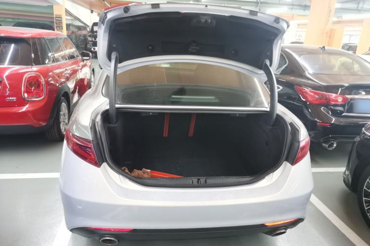 Used Alfa Romeo Giulia 2021 2.0T 280HP Luxury Edition Trunk