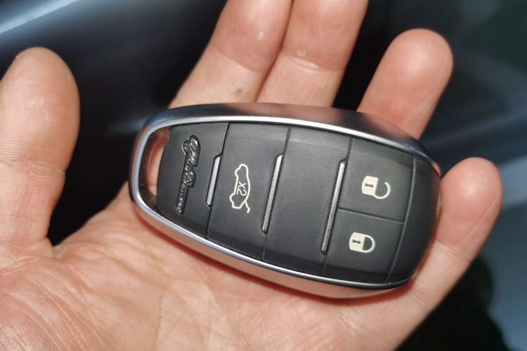 Used Alfa Romeo Giulia 2021 2.0T 280HP Luxury Edition Vehicle Key