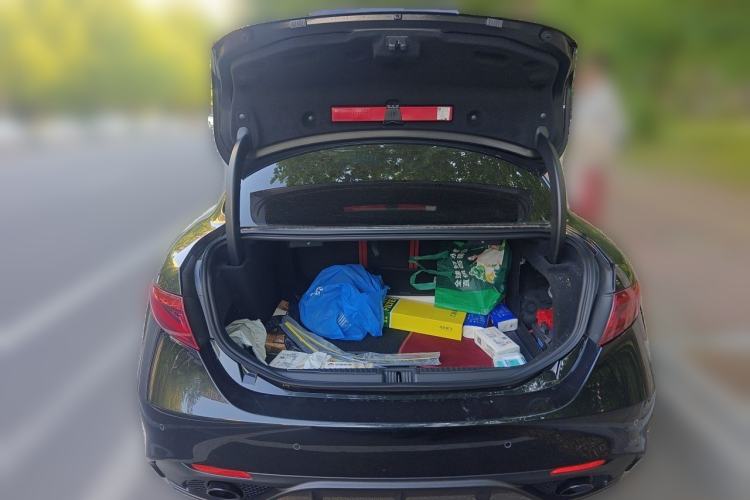 Used Alfa Romeo Giulia 2022 2.0T 280HP Veloce Track Edition Trunk