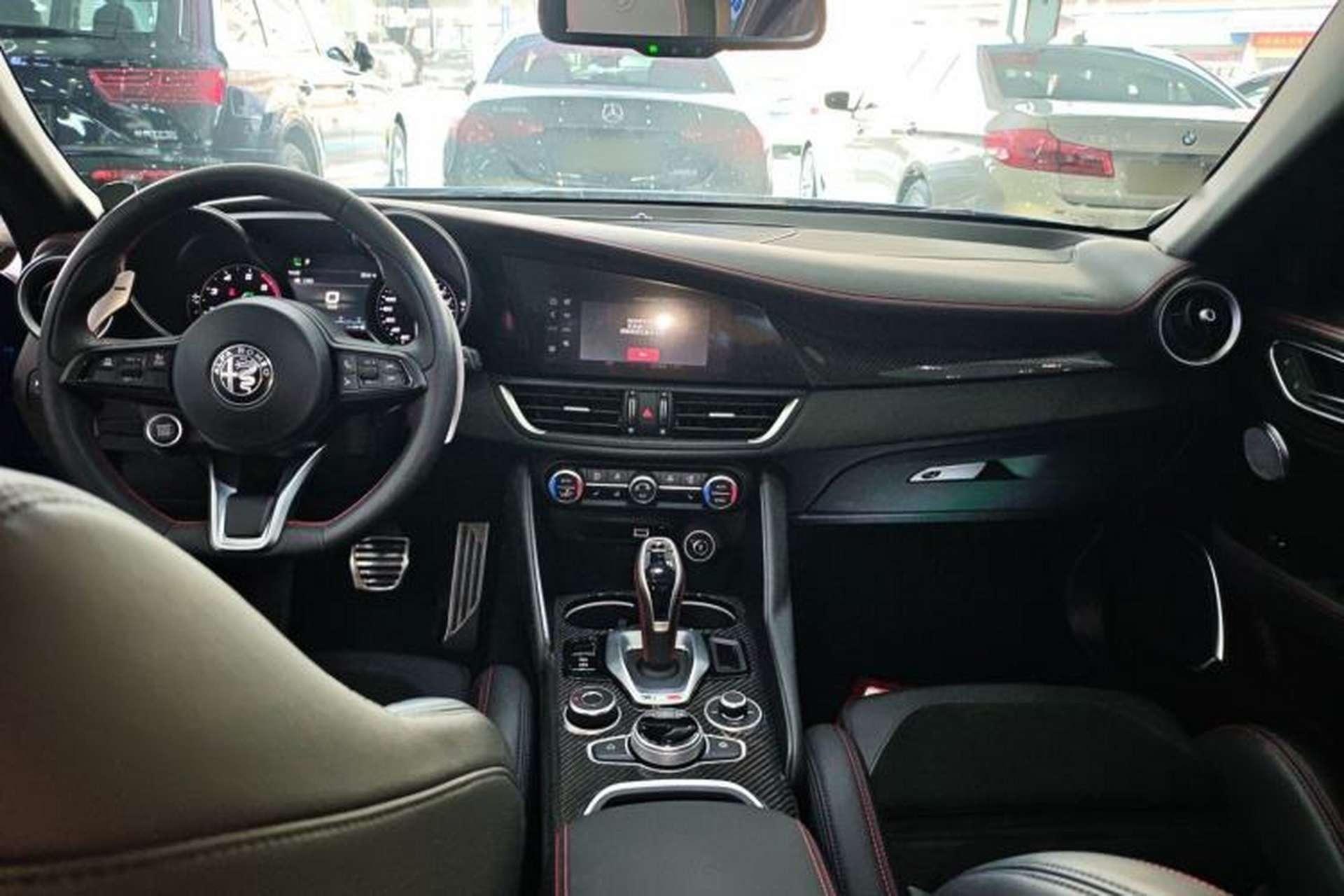 Used Alfa Romeo Giulia 2022 2.0T 280HP Veloce Track Edition Center Console
