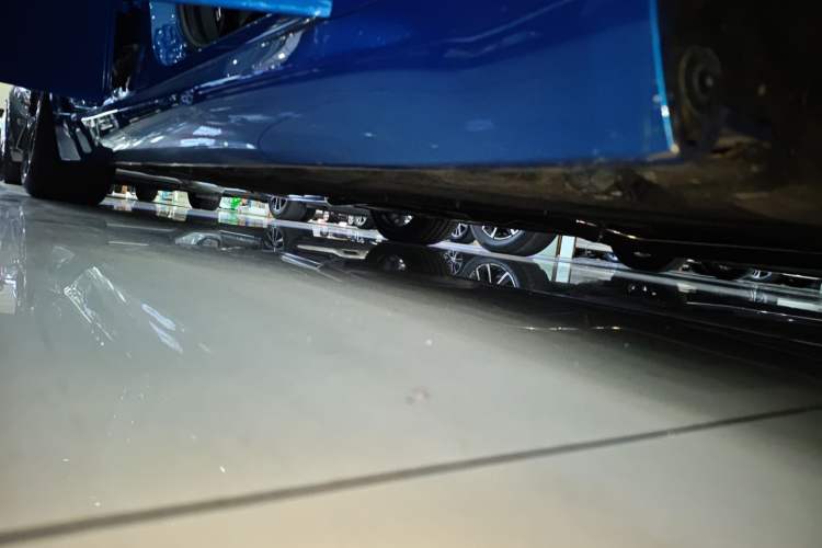 Used Alfa Romeo Giulia 2022 2.0T 280HP Veloce Track Edition Right Side Sill