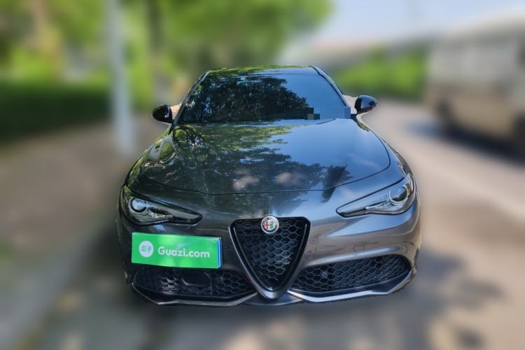 Used Alfa Romeo Giulia 2022 2.0T 280HP Veloce Track Edition Front