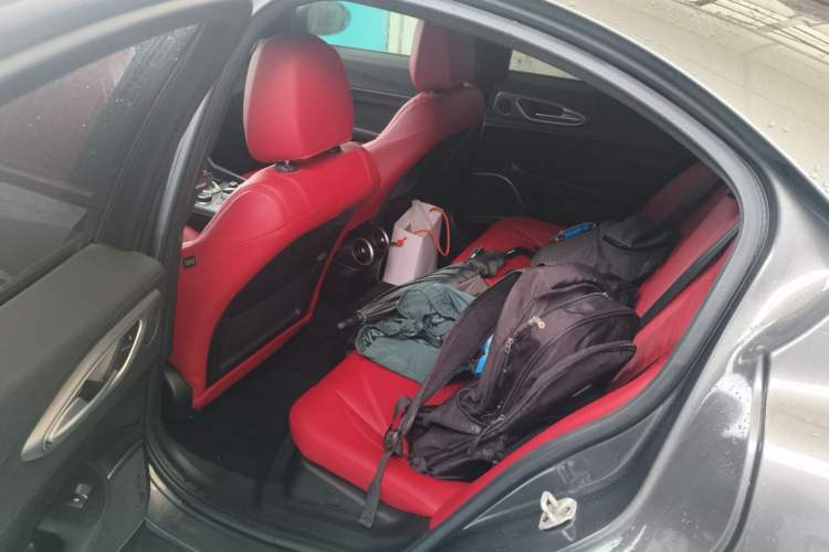Used Alfa Romeo Giulia 2022 2.0T 280HP Veloce Track Edition Left Rear Seat