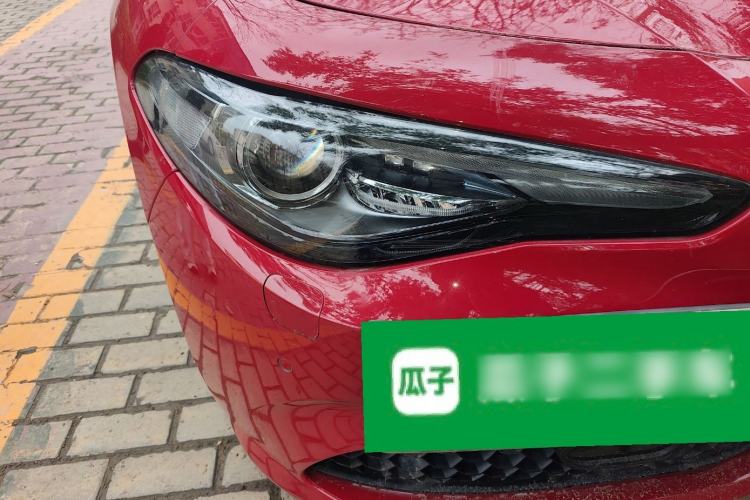 Used Alfa Romeo Giulia 2022 2.0T 280HP Ti Driving Edition Exterior 6