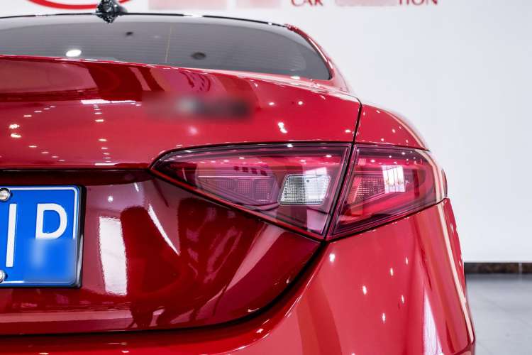 Used Alfa Romeo Giulia 2022 2.0T 280HP Ti Driving Edition Right Rear Taillight