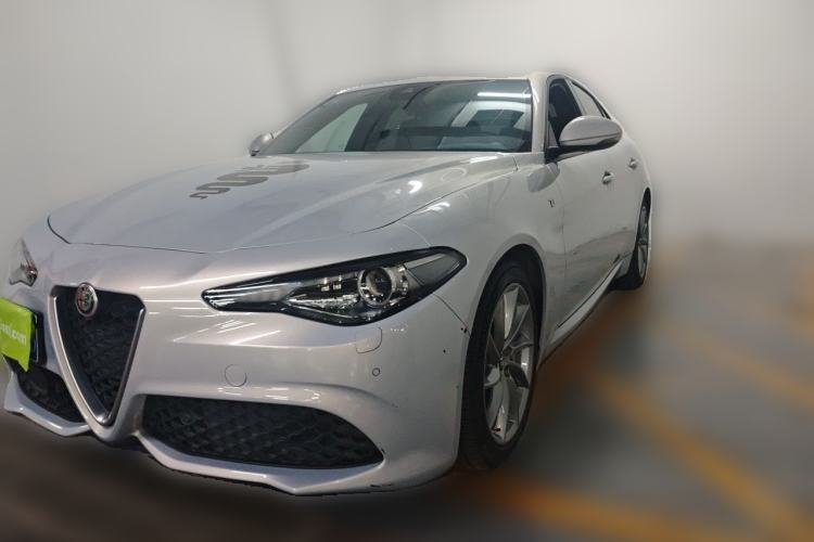 Used Alfa Romeo Giulia 2022 2.0T 280HP Ti Driving Edition Guazi used car, China used car export, Used car for sale, Used  cars, Cheapest cars for sale