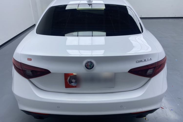 Used Alfa Romeo Giulia 2022 2.0T 280HP Ti Driving Edition Exterior 2
