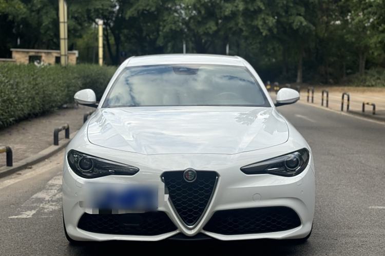 Used Alfa Romeo Giulia 2022 2.0T 280HP Ti Driving Edition Exterior 6