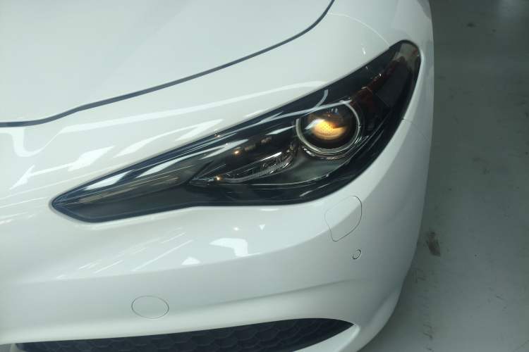 Used Alfa Romeo Giulia 2022 2.0T 280HP Ti Driving Edition Left Front Headlight