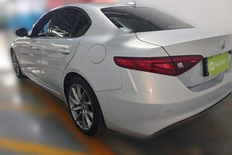 Used Alfa Romeo Giulia 2022 2.0T 280HP Ti Driving Edition Rear Left 45 Deg