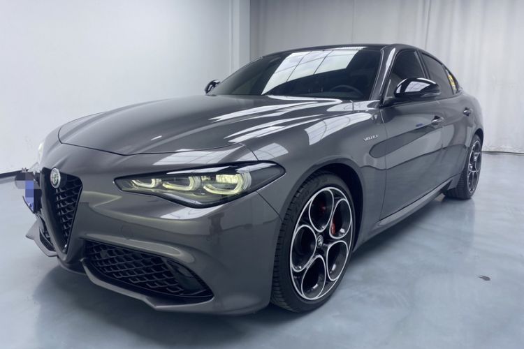 Used Alfa Romeo Giulia 2023 2.0T 280HP Track Edition Exterior 1