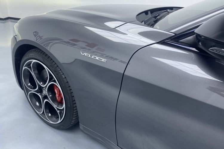 Used Alfa Romeo Giulia 2023 2.0T 280HP Track Edition Exterior 11