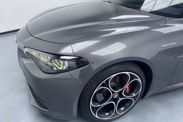 Used Alfa Romeo Giulia 2023 2.0T 280HP Track Edition Exterior 12