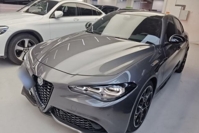 Used Alfa Romeo Giulia 2023 2.0T 280HP Track Edition