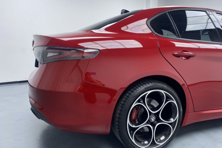 Used Alfa Romeo Giulia 2023 2.0T 280HP Longitudinal Engine Version Exterior 1