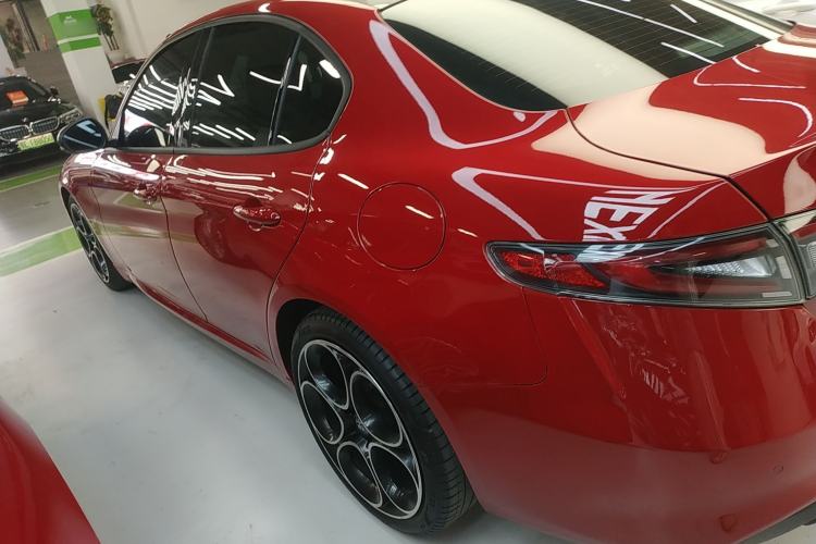 Used Alfa Romeo Giulia 2023 2.0T 280HP Longitudinal Engine Version Left Side