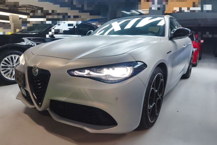 Used Alfa Romeo Giulia 2023 2.0T 280HP Competition Edition Guazi used car, China used car export, Used car for sale, Used cars, Cheapest cars for sale