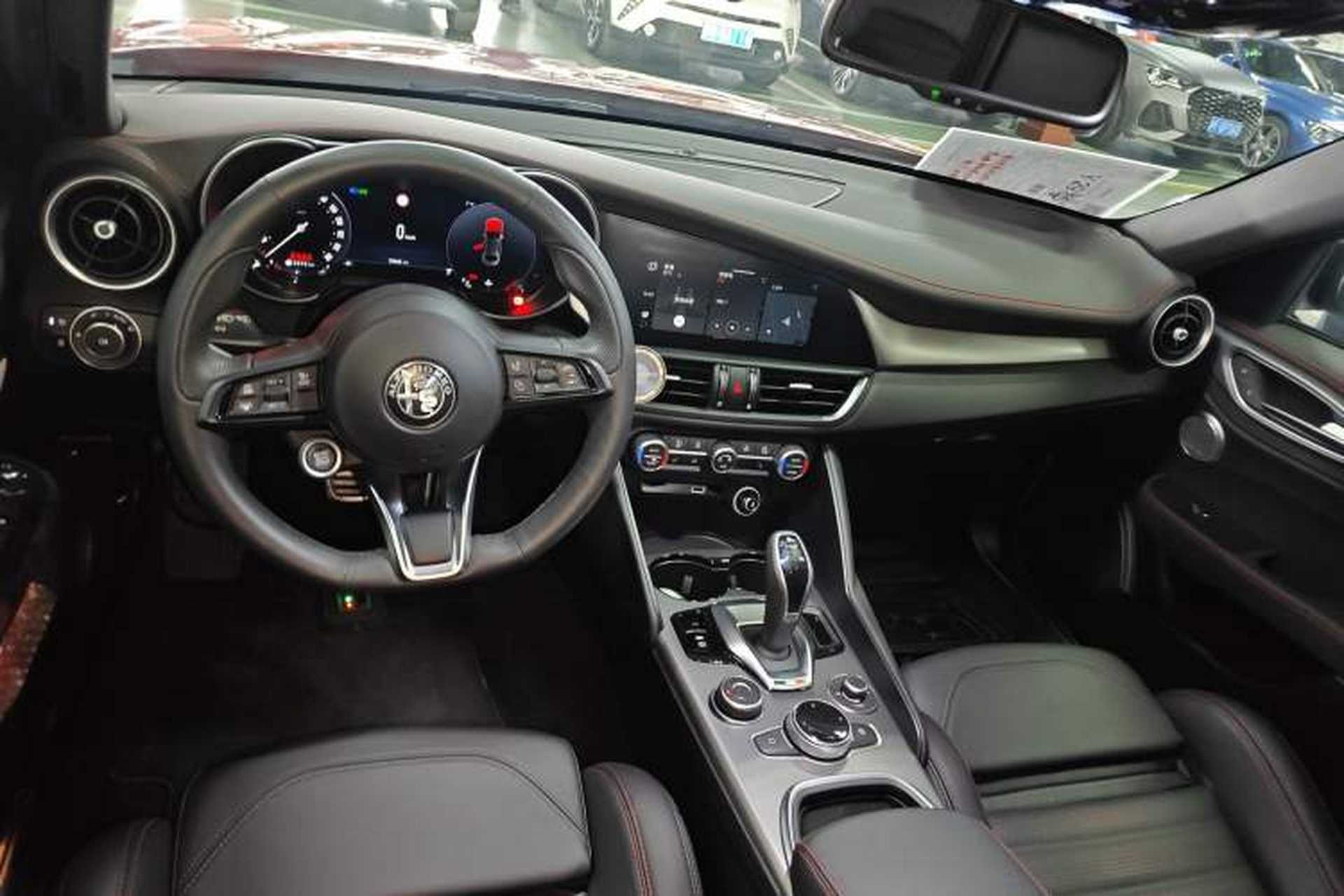 Used Alfa Romeo Giulia 2024 2.0T 280HP Tributo Italiano Legend Tribute Edition Center Console