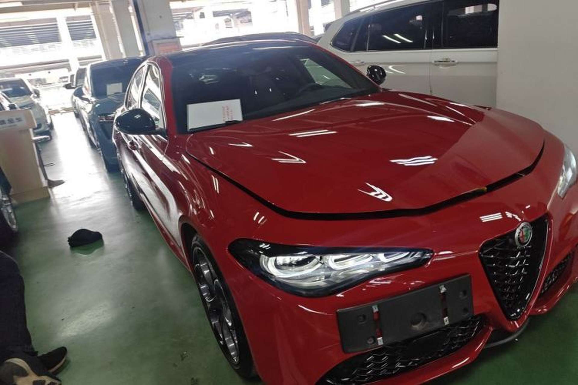 Used Alfa Romeo Giulia 2024 2.0T 280HP Tributo Italiano Legend Tribute Edition Front Right 45 Deg