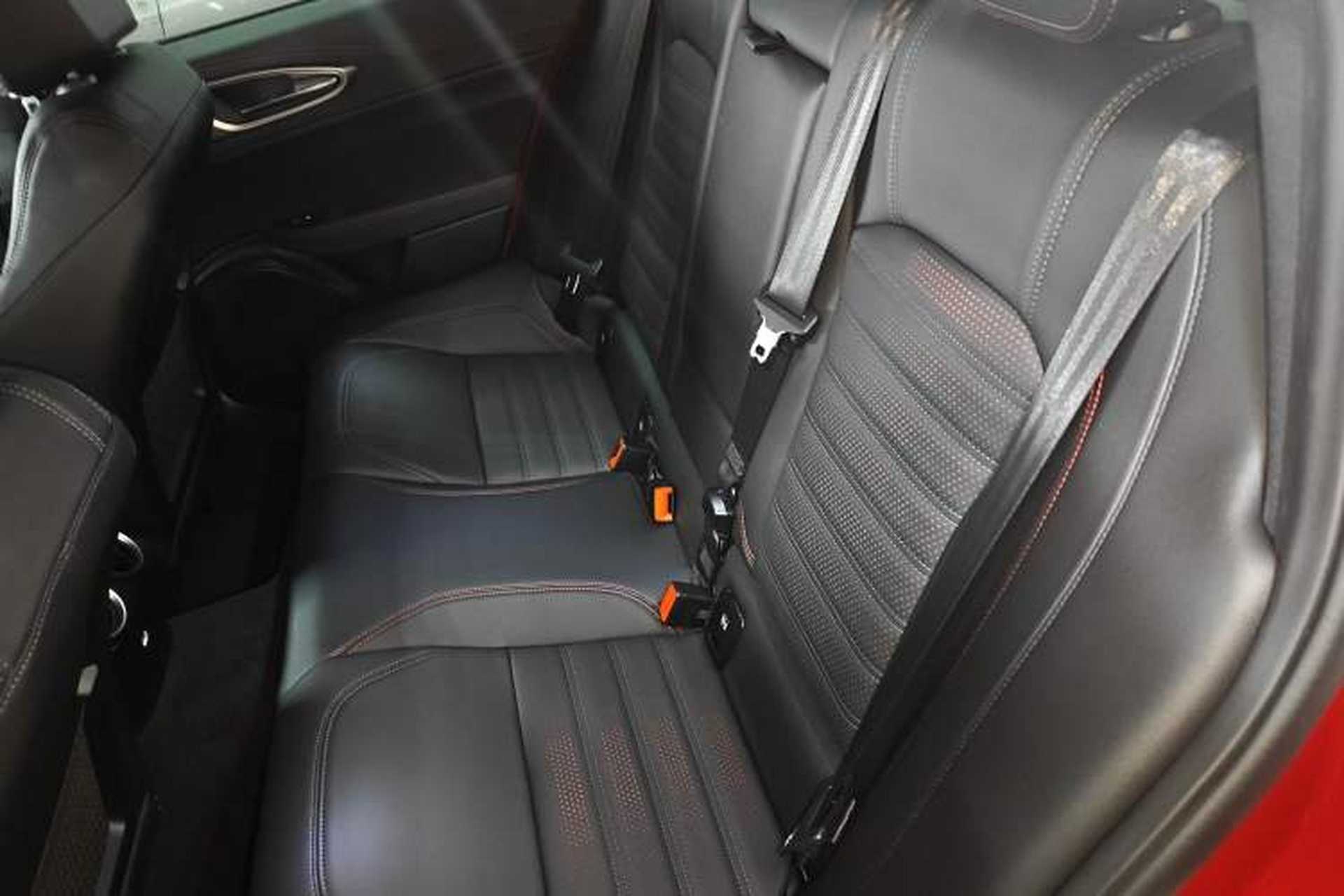 Used Alfa Romeo Giulia 2024 2.0T 280HP Tributo Italiano Legend Tribute Edition Left Rear Seat