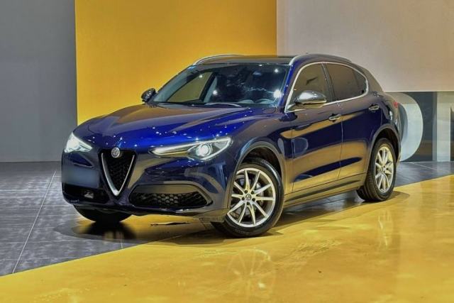 Used Alfa Romeo Stelvio 2017 2.0T 200HP Luxury Edition