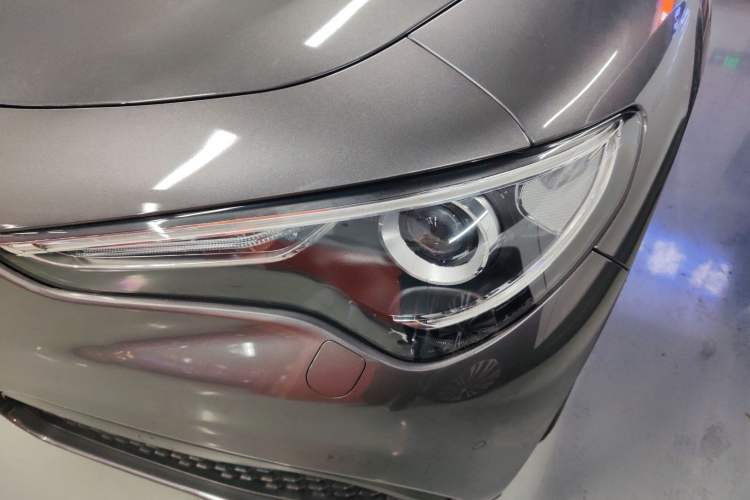Used Alfa Romeo Stelvio 2021 2.0T 280HP Luxury Edition Left Front Headlight