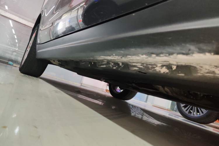 Used Alfa Romeo Stelvio 2021 2.0T 280HP Luxury Edition Right Side Sill