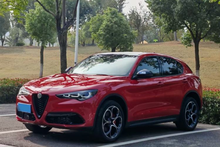Used Alfa Romeo Stelvio 2023 2.0T 280HP Sprint Zongqing Version Exterior 3