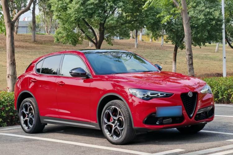 Used Alfa Romeo Stelvio 2023 2.0T 280HP Sprint Zongqing Version Exterior 4