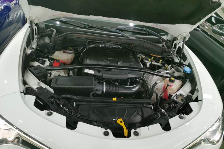 Used Alfa Romeo Stelvio 2017 2.0T 200HP Elite Edition Engine Bay