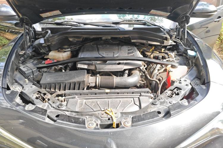 Used Alfa Romeo Stelvio 2017 2.0T 200HP Elite Edition Engine Bay