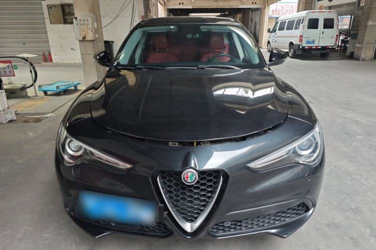 Used Alfa Romeo Stelvio 2017 2.0T 200HP Elite Edition Front