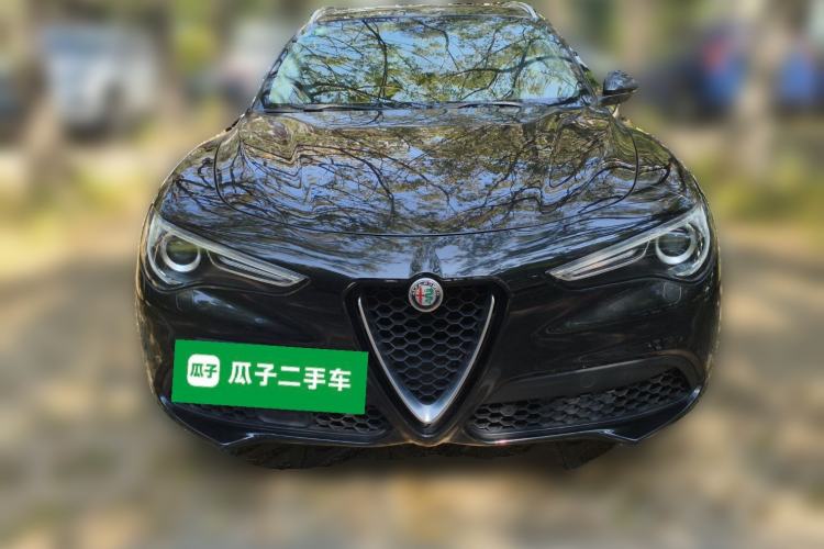 Used Alfa Romeo Stelvio 2017 2.0T 200HP Luxury Edition Front