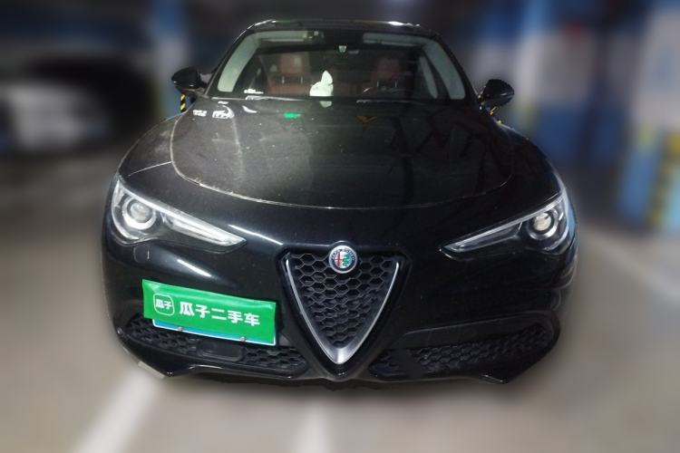 Used Alfa Romeo Stelvio 2017 2.0T 200HP Elite Edition Front