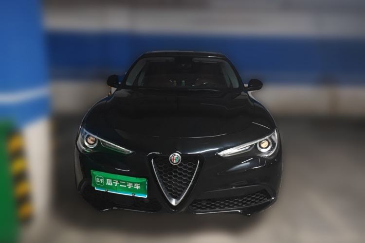 Used Alfa Romeo Stelvio 2017 2.0T 200HP Elite Edition Front