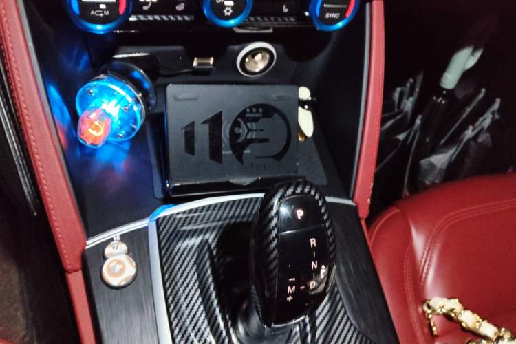 Used Alfa Romeo Stelvio 2017 2.0T 200HP Elite Edition Gear Lever