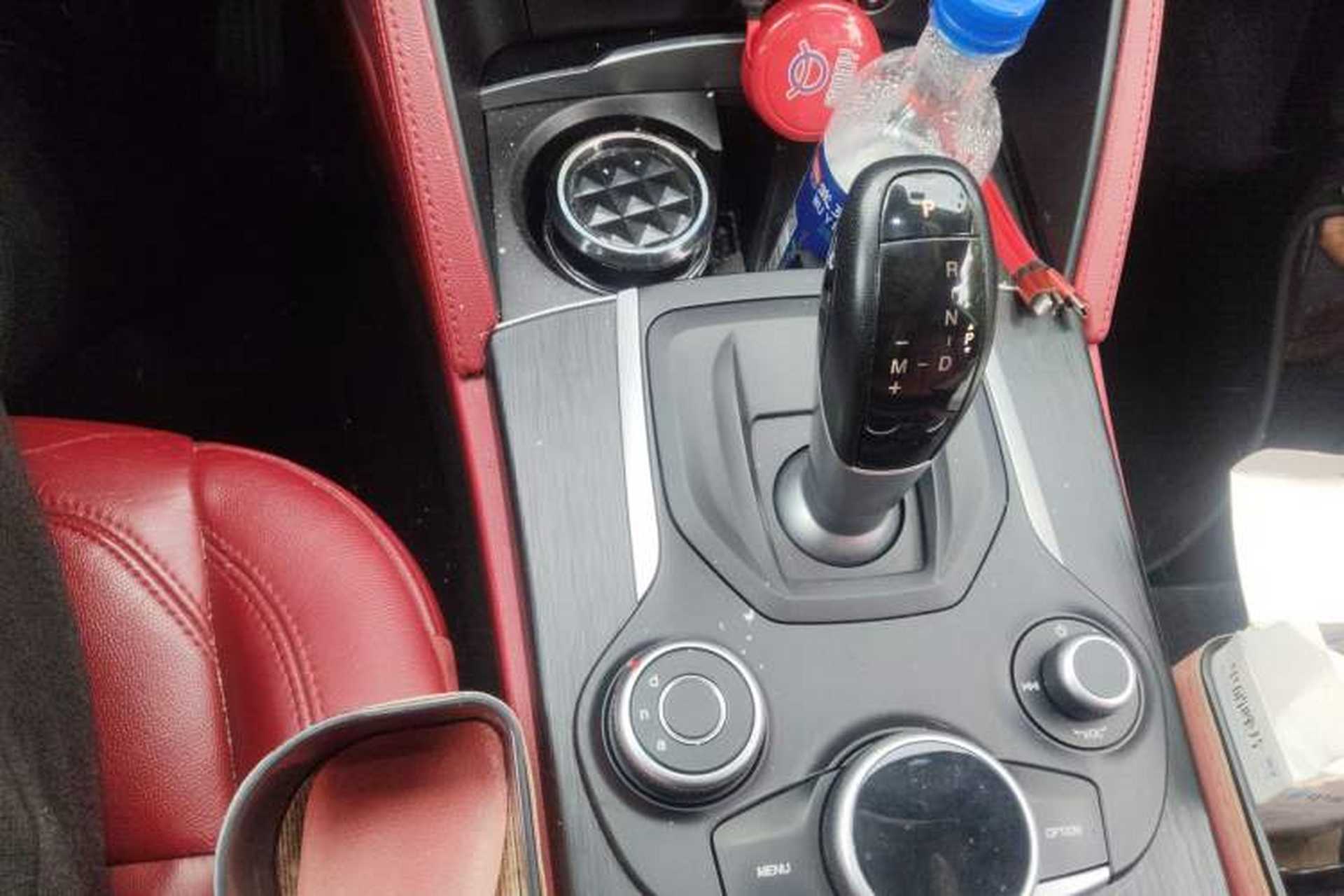 Used Alfa Romeo Stelvio 2017 2.0T 200HP Elite Edition Gear Lever