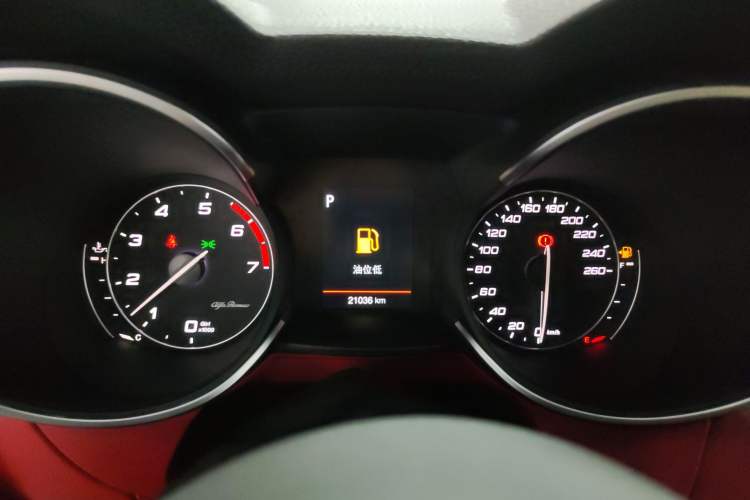 Used Alfa Romeo Stelvio 2017 2.0T 200HP Elite Edition Instrument Cluster